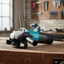 Esmerilhadeira Angular 4. 1/2 Polegadas 850W 220V Profissional MAKITA-M9510B